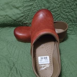 Dansko nurses shoes